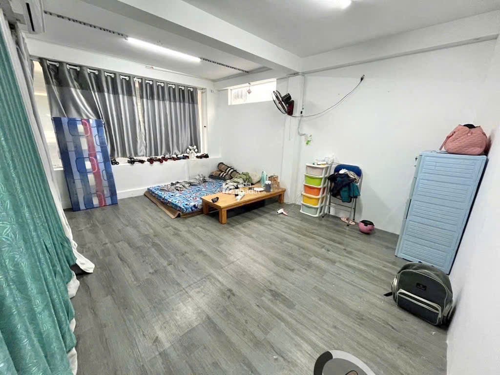 PHAN XÍCH LONG - HẺM 3M - 5 TẦNG - 40M2 NGANG 6M - NỞ HẬU - CHỈ 6.9 TỶ