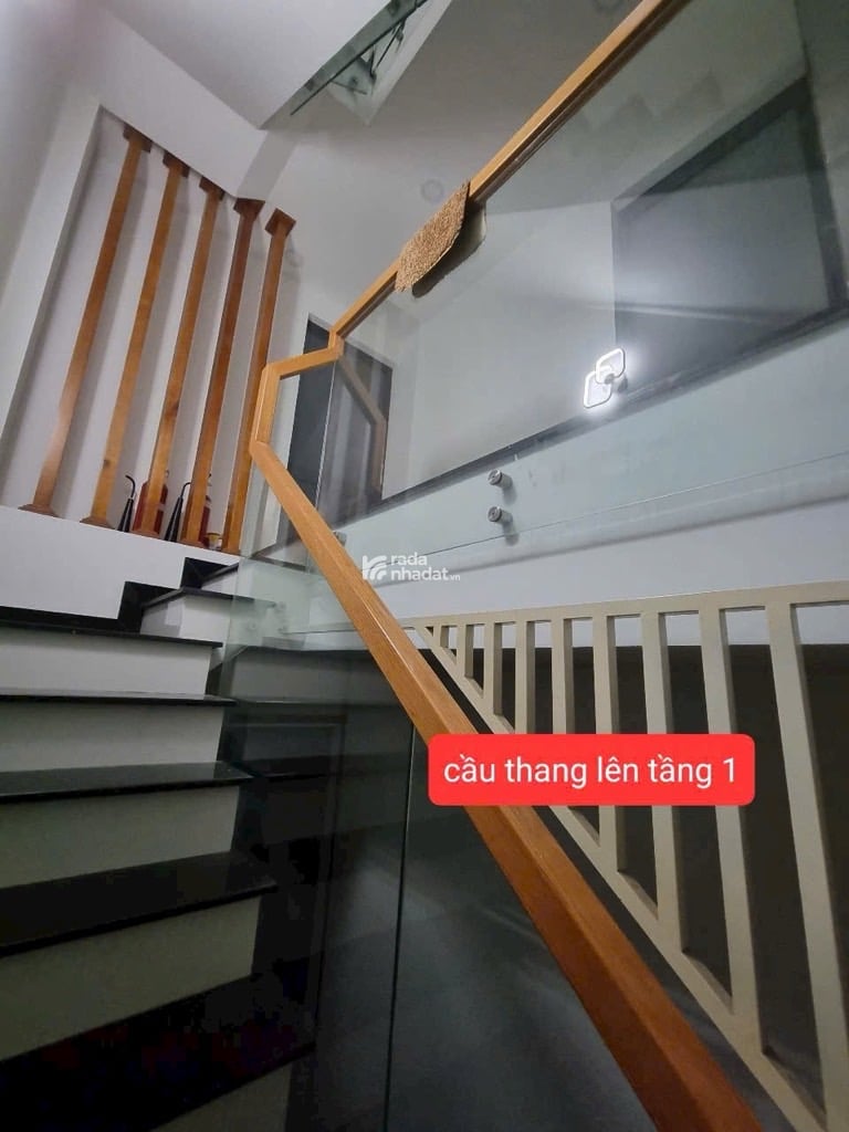 Bán nhà lô góc 2 Mặt tiền Phan Xích Long 