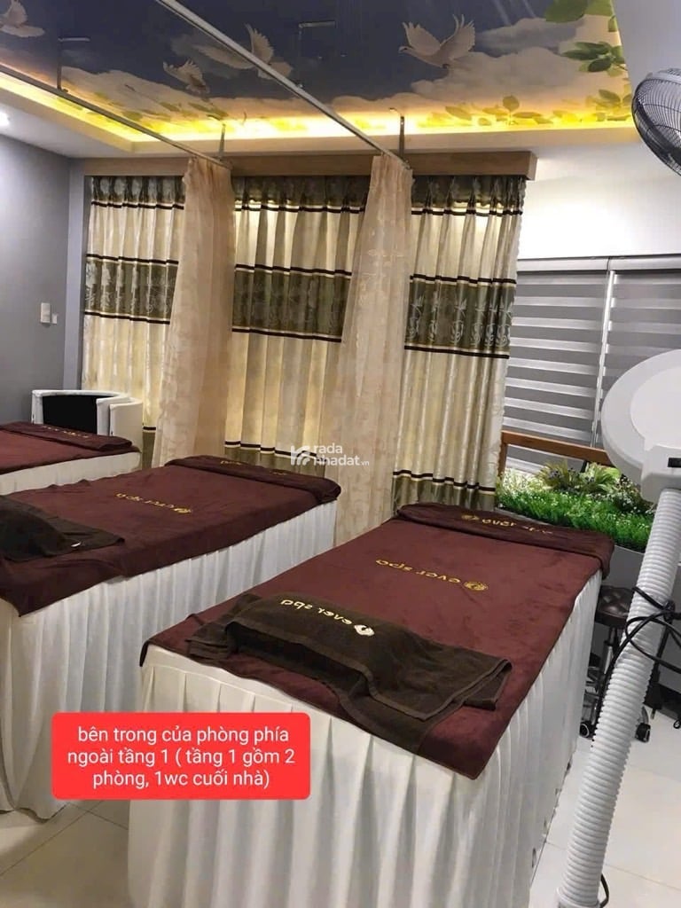 Bán nhà lô góc 2 Mặt tiền Phan Xích Long 