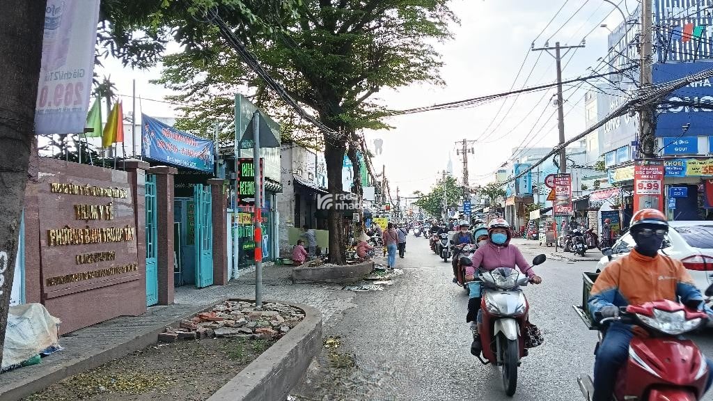 Giá Tốt Nhất Khu Vực-Nhà 2 tầng Bình Trưng Tây Đủ Tiện Ích Sổ Sẵn Chỉ 2ty4