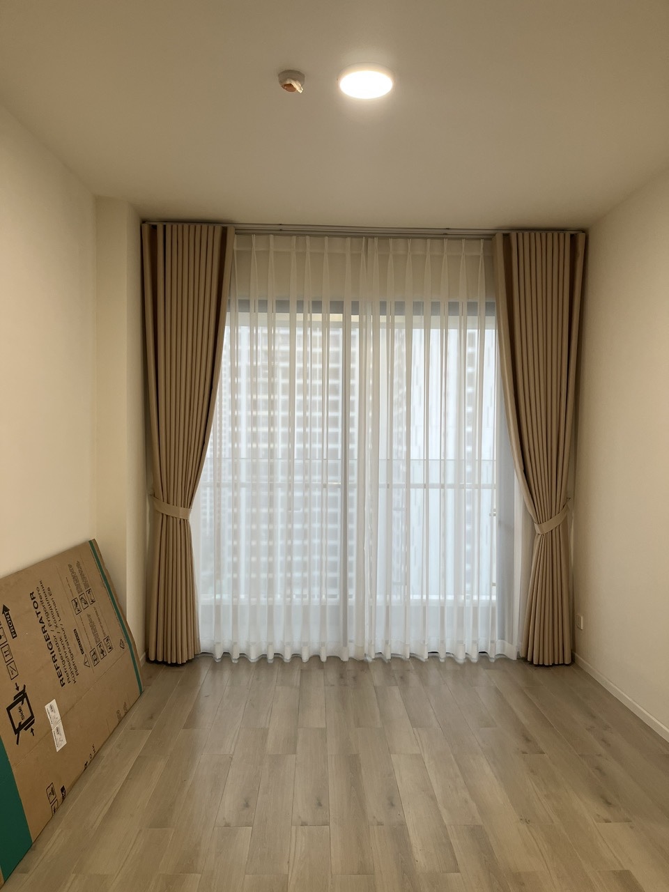Cho thuê căn hộ 2PN Lumière Boulevard  Tòa B  Gần full nội thất  10 triệu/tháng  Ở ngay