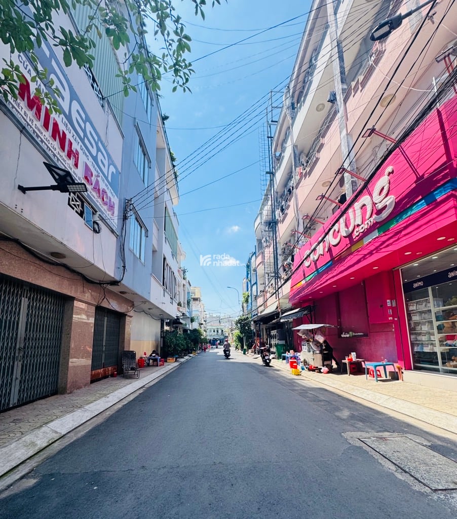 MẶT TIỀN PHÂN LÔ TÊN LỬA - GIÁP Q6 CÔNG VIÊN PHÚ LÂM - NHÀ ĐẸP 4 TẦNG TRẢ LÀ BÁN.