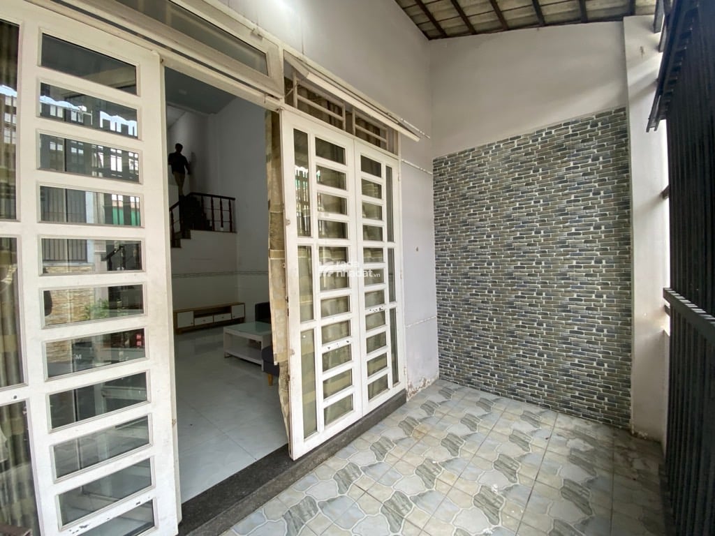 BÁN NHÀ HẺM XE HƠI, GẦN MOON LIGHT THỦ ĐỨC, DT 5X16 CHỈ 6,2 TỶ.