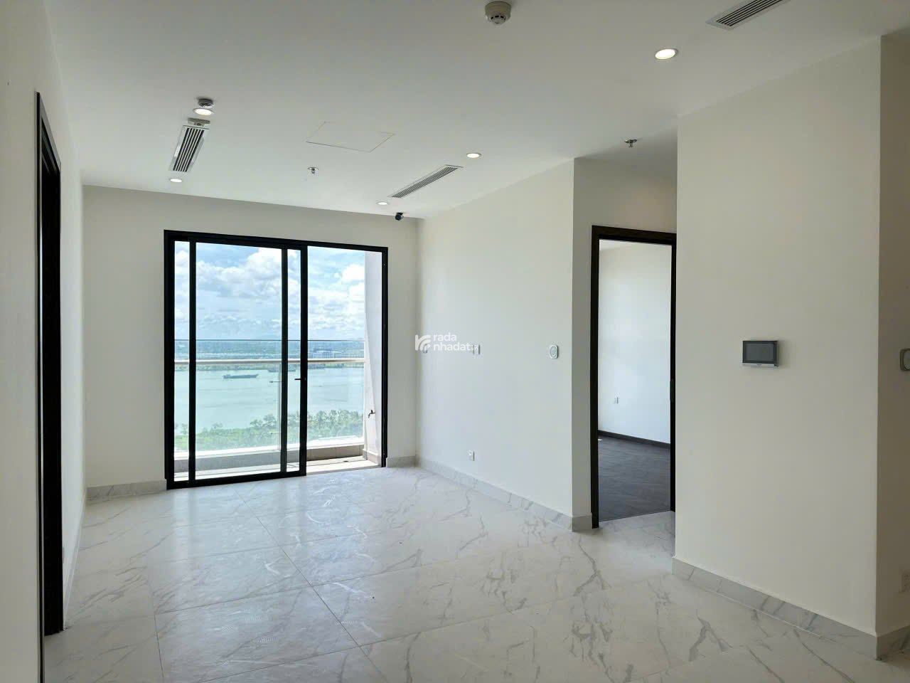 Chuyển nhượng căn hộ Beverly, tầng cao, view sông Đông Nai, giá 5,5 tỷ bao phí