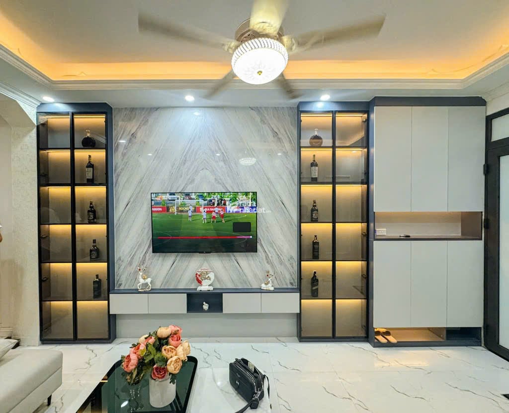 Siêu phẩm Mỹ Đình -4 tầng, 50m ra ô tô tránh, ngõ rộng, nội thất thiết kế - Giá 7ty95