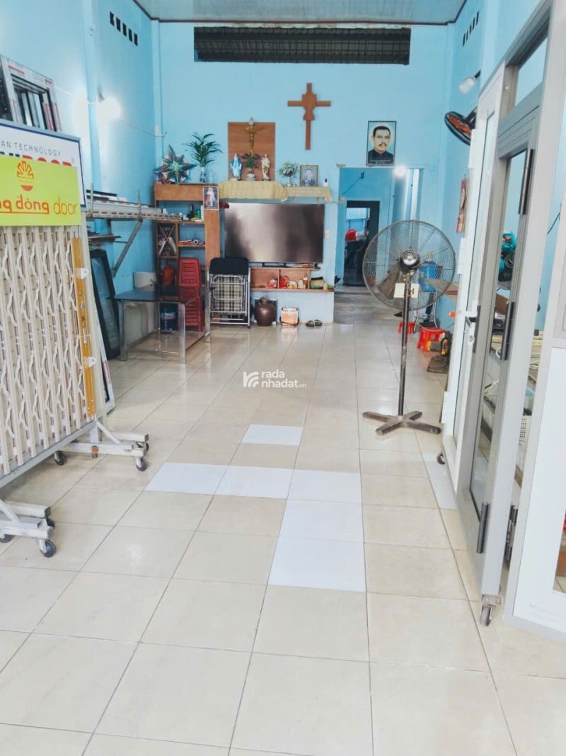 Bán nhà mặt tiền Tô Hiệu-ngang 4m-sổ vuông-kinh doanh tấp nập