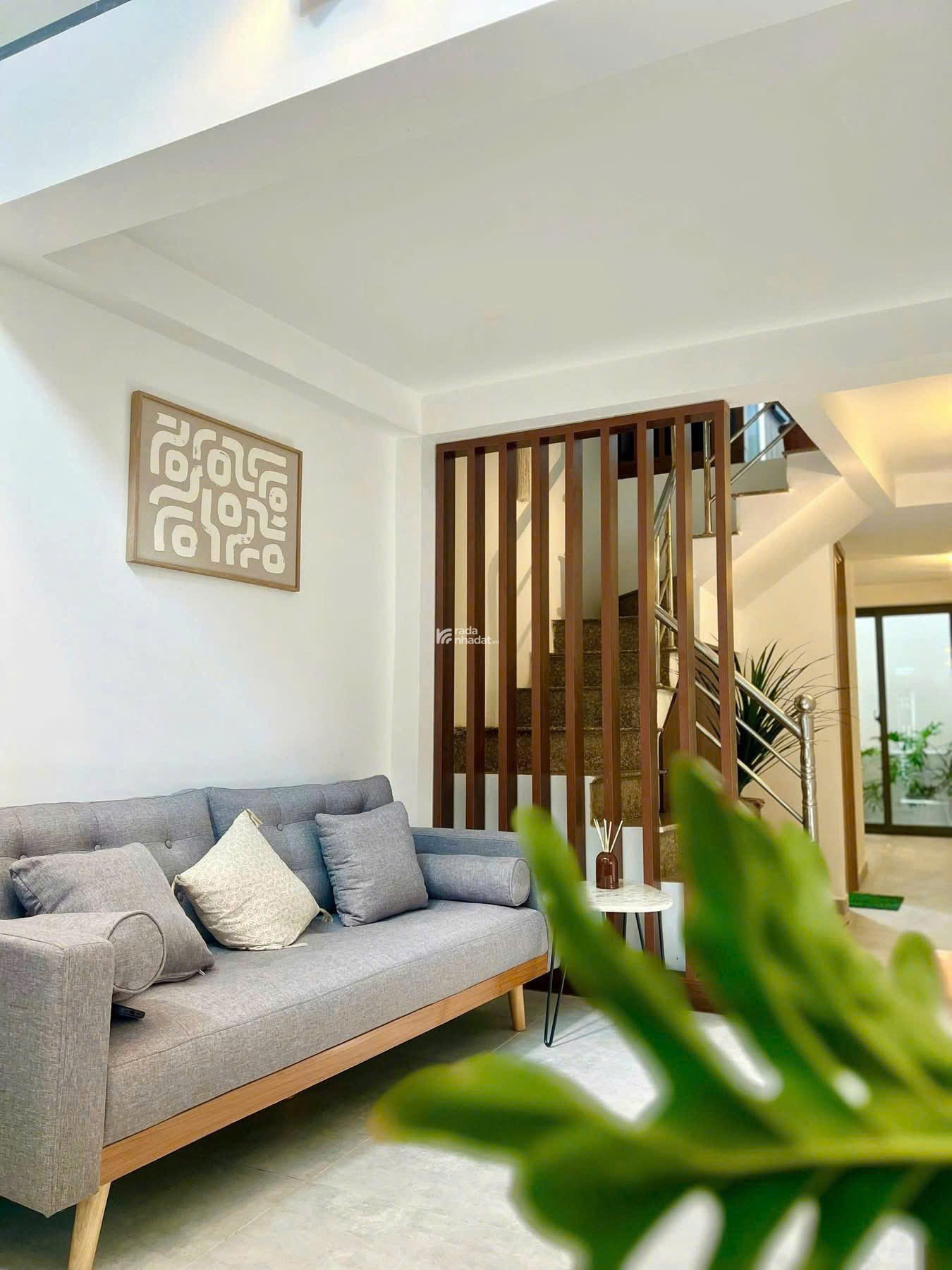 Bán nhà giá ngộp đường Trần Bình Trọng, Quận 5, gần giáo xứ Chợ Quán, 49m2, SHR giá 3 tỷ 850 TL