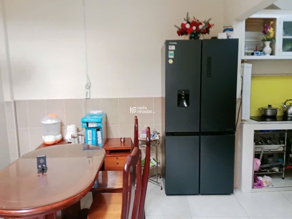 Bán nhà mặt tiền Trần Bá Giao 111m2 nở hậu 6.3m view góc tương lai tiện xây mới 8.99 tỷ.