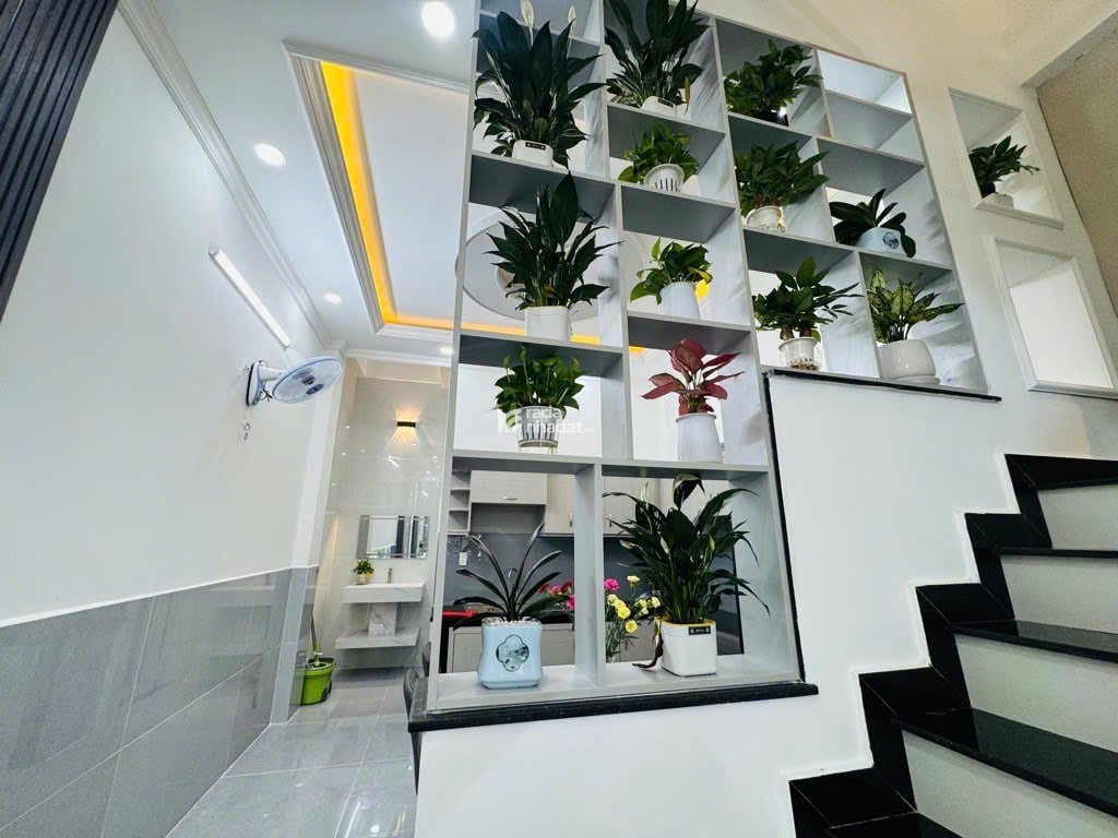 Bán Gấp Nhà Phố 4 Tầng Trong Khu Dân Cư Phân Lô Chuẩn Quy Hoạch Lê Thị Riêng P Thới An Q12