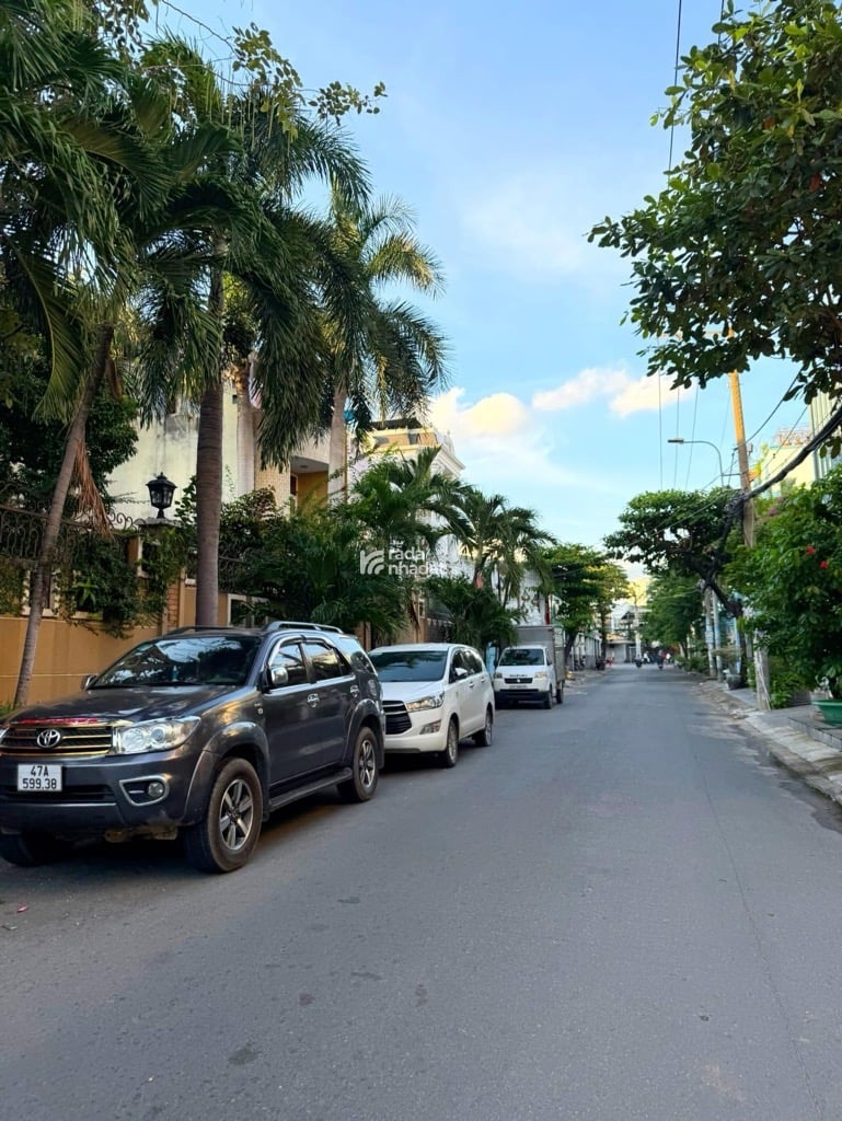 BÁN NHÀ KHU BIỆT THỰ ADC TÂN PHÚ 92M2 9.3 TỶ 3 TẦNG HẺM XE TẢI