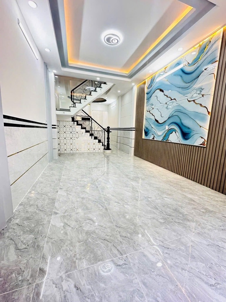 LÊ VĂN QUỚI - HẺM XE HƠI 6M XỊN - GIÁP TÂN PHÚ - NGAY NGÃ TƯ 4 XÃ - 3 TẦNG ĐẸP KIÊN CỐ