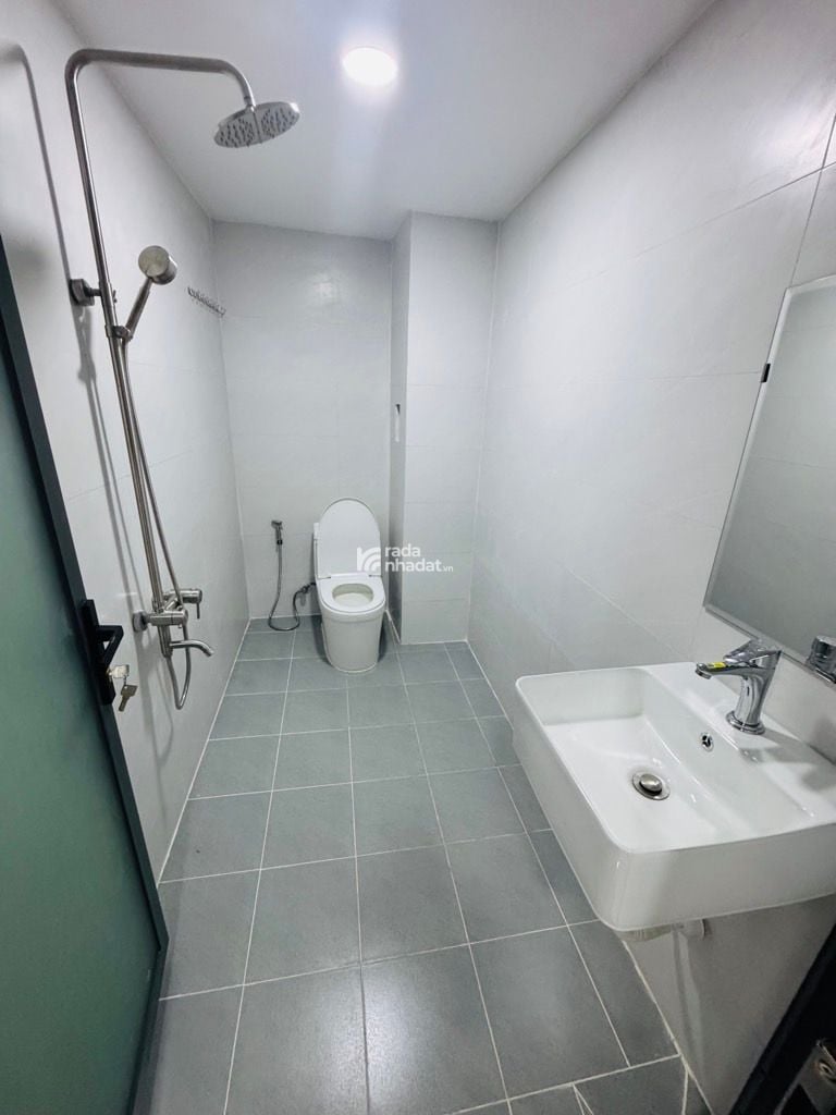 NHÀ ĐẸP 4 TẦNG 86M2(4.5X19)-HẺM 4M TÊN LỬA-GIÁ 8.8 TỶ