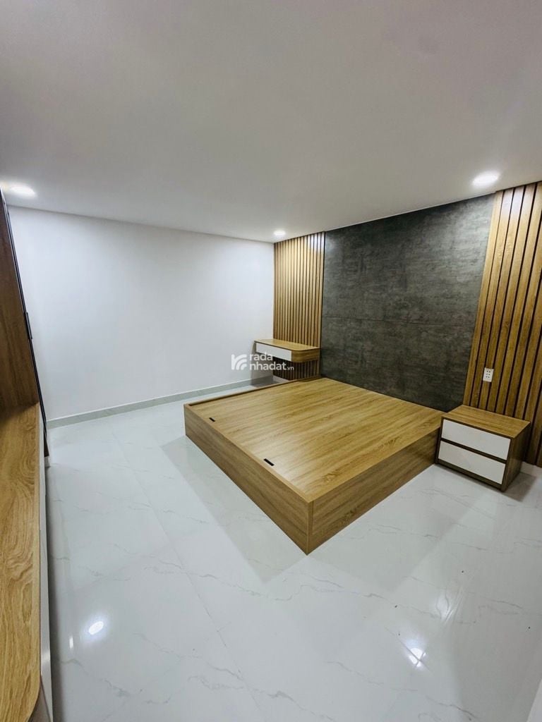 NHÀ ĐẸP 4 TẦNG 86M2(4.5X19)-HẺM 4M TÊN LỬA-GIÁ 8.8 TỶ