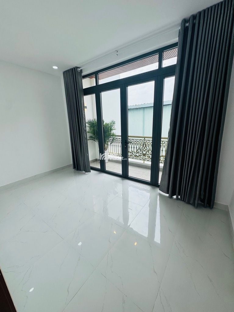 NHÀ ĐẸP 4 TẦNG 86M2(4.5X19)-HẺM 4M TÊN LỬA-GIÁ 8.8 TỶ