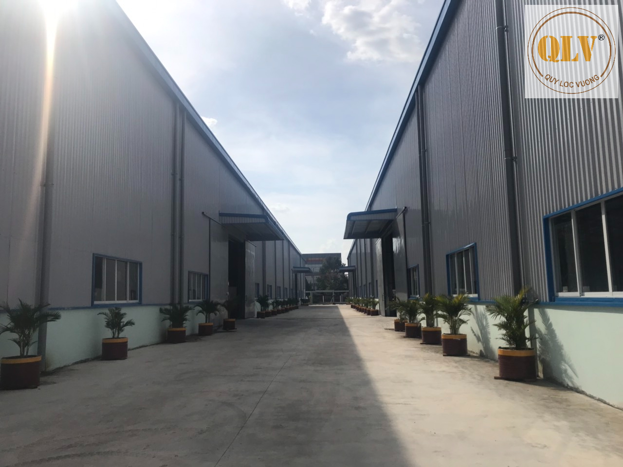 BÁN NHÀ XƯỞNG  KCN TRẢNG BÀNG, TÂY NINH 5.488m2