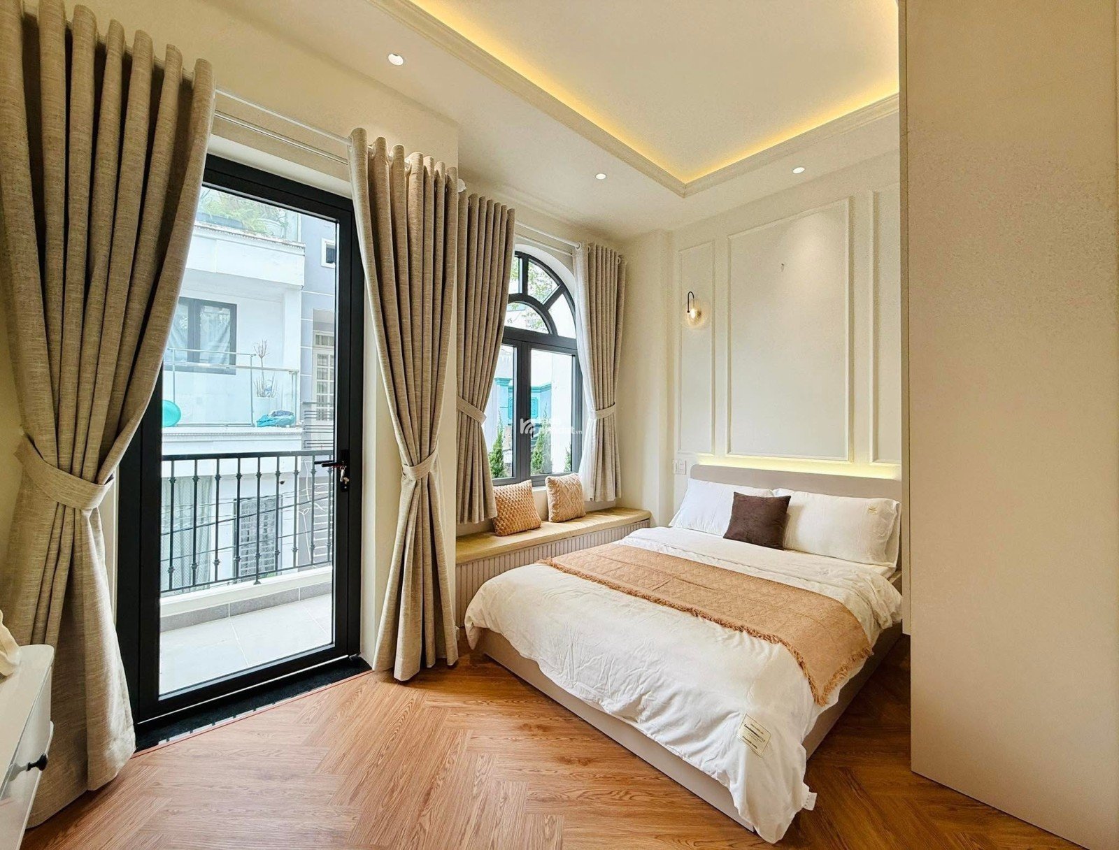 NHÀ ĐẸP 4 TẦNG 48m2 HXH 6M KHU PHẠM VĂN CHIÊU - FULL NỘI THẤT - 7.6 TỶ