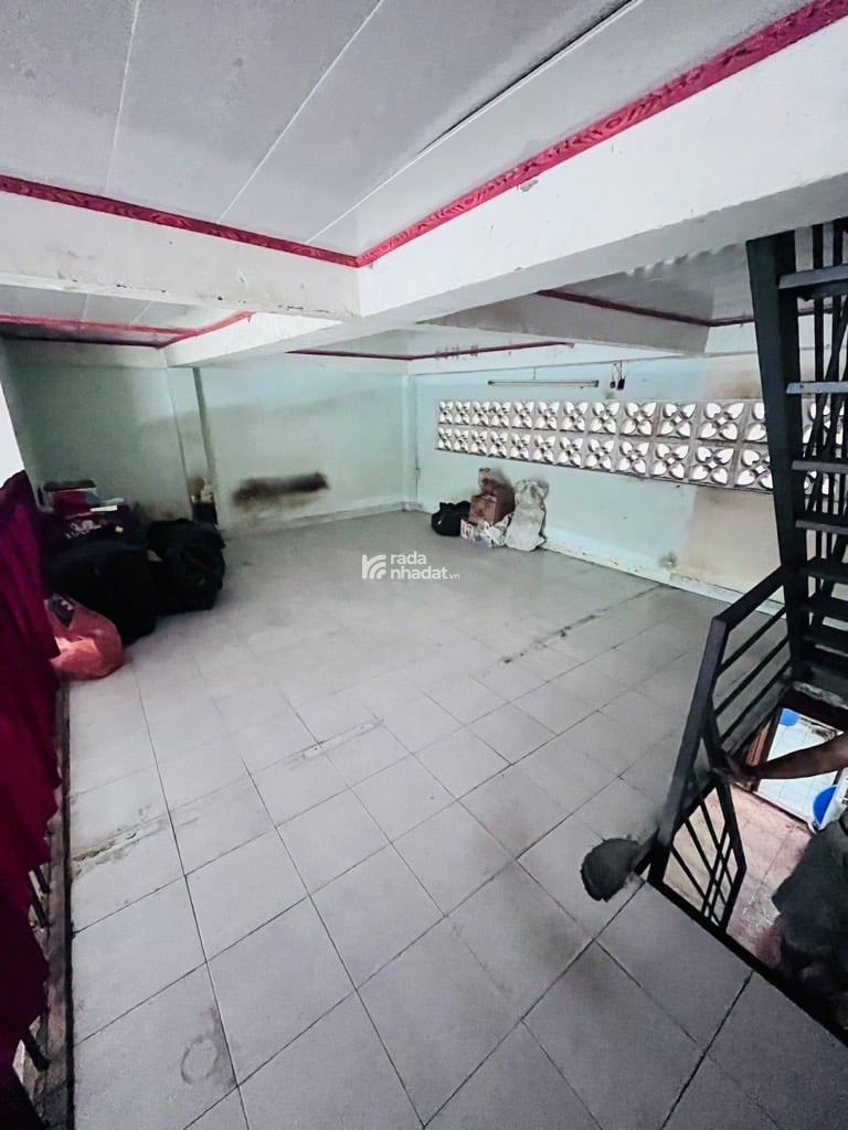 PHAN VĂN TRỊ- PHƯỜNG 2 - QUẬN 5 -DT: 4.55/5.7*11M- 6 TỶ 5