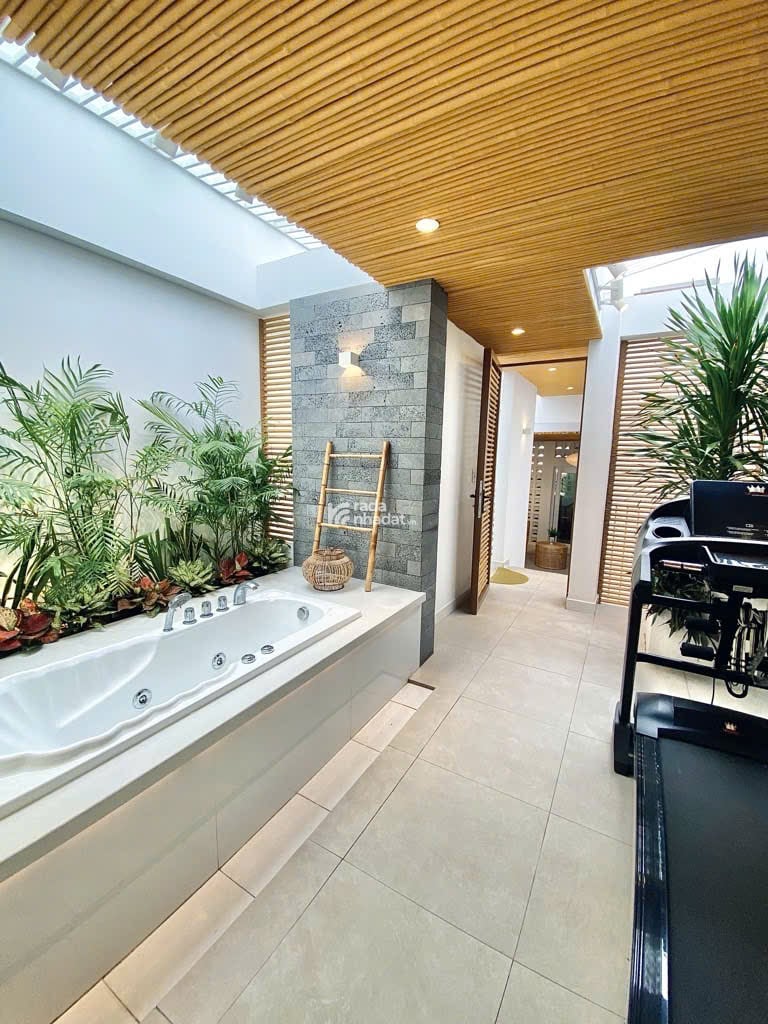 Nhà 5 tầng Khu Phân lô cao cấp Nguyễn Tư Giản P12 Gò Vấp hẻm 8m 4x17m nở hậu Giá 12.8Tỷ 
