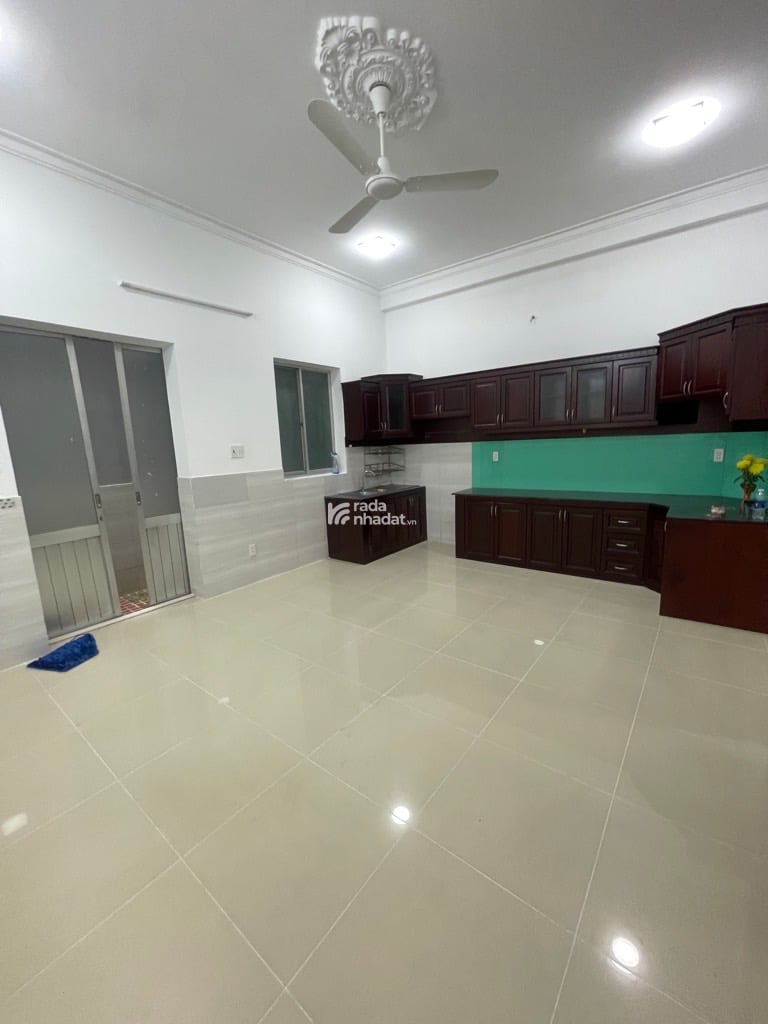 GIÁP QUẬN 8- KDC BÌNH HƯNG - BÌNH CHÁNH- DT: 6*18M- 11 TỶ 2