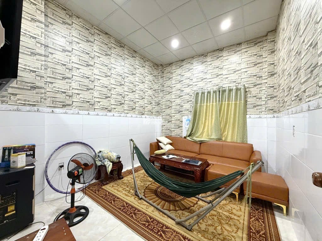 Nhà Phố 3 Tầng Mercedes Đậu Trước Nhà Thống Nhất P 11 Quận Gò Vấp