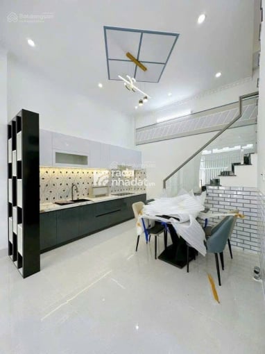 Bán gấp nhà đường Lý Thường Kiệt, phường 14, Q10 50m2 SHR sang tên ngay