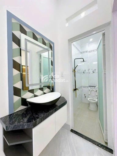 Bán gấp nhà đường Lý Thường Kiệt, phường 14, Q10 50m2 SHR sang tên ngay