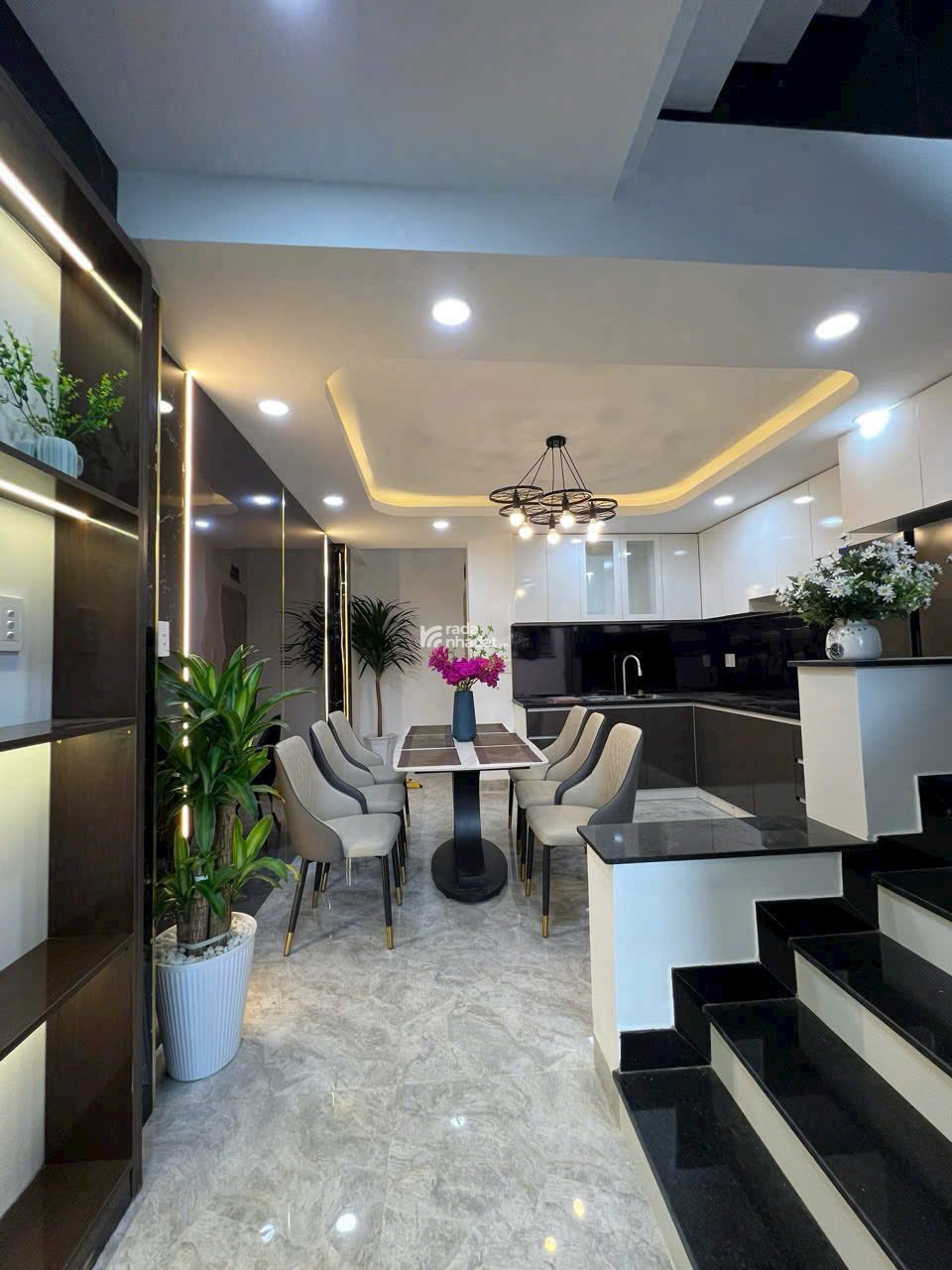 Nhà Mới 4 TẦNG 5.X Tỷ Trong KDC Đồng Bộ - Hà Huy Giáp, Giáp Ranh Gò Vấp