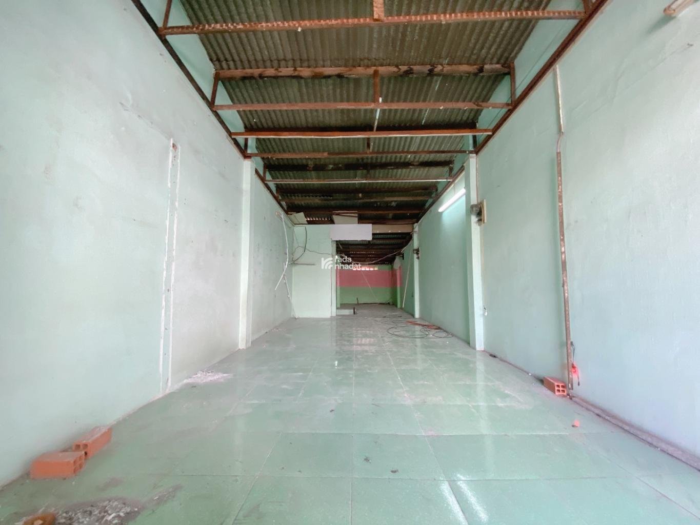 NGAY CHỢ PHÚ LÂM- Q.6 - BÀ HOM - HẺM TRƯỚC NHÀ 4M THÔNG - DT:4*22m  -  5 TỶ 9
