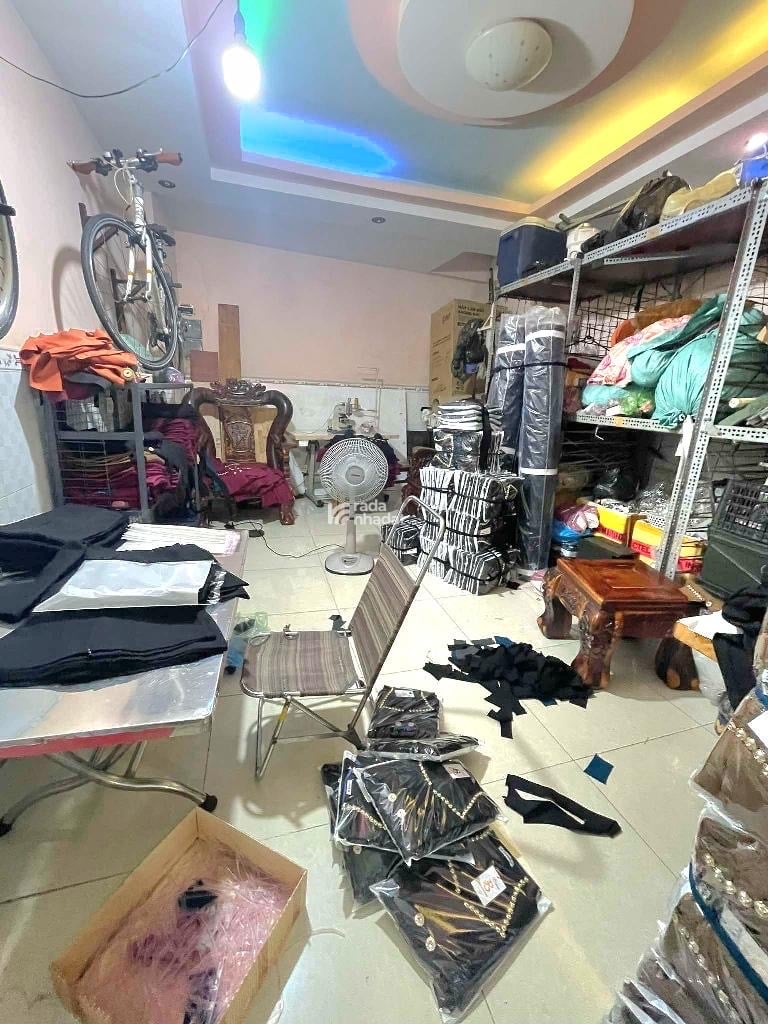 LÊ VĂN QUỚI - NGAY BỐN XÃ - SÁT BÊN TÂN PHÚ - Ô TÔ NGỦ NHÀ - 5 TẦNG - 61M2 - NHỈNH 8 TỶ.