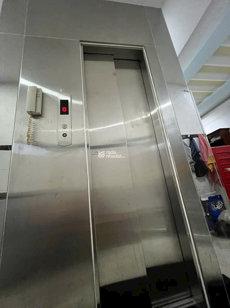 NGAY COOP MART PHAN VĂN HỚN _ SÁT THAM LƯƠNG _ TIỆN VỀ TRUNG TÂM SG - 5 TẦNG CÓ THANG MÁY