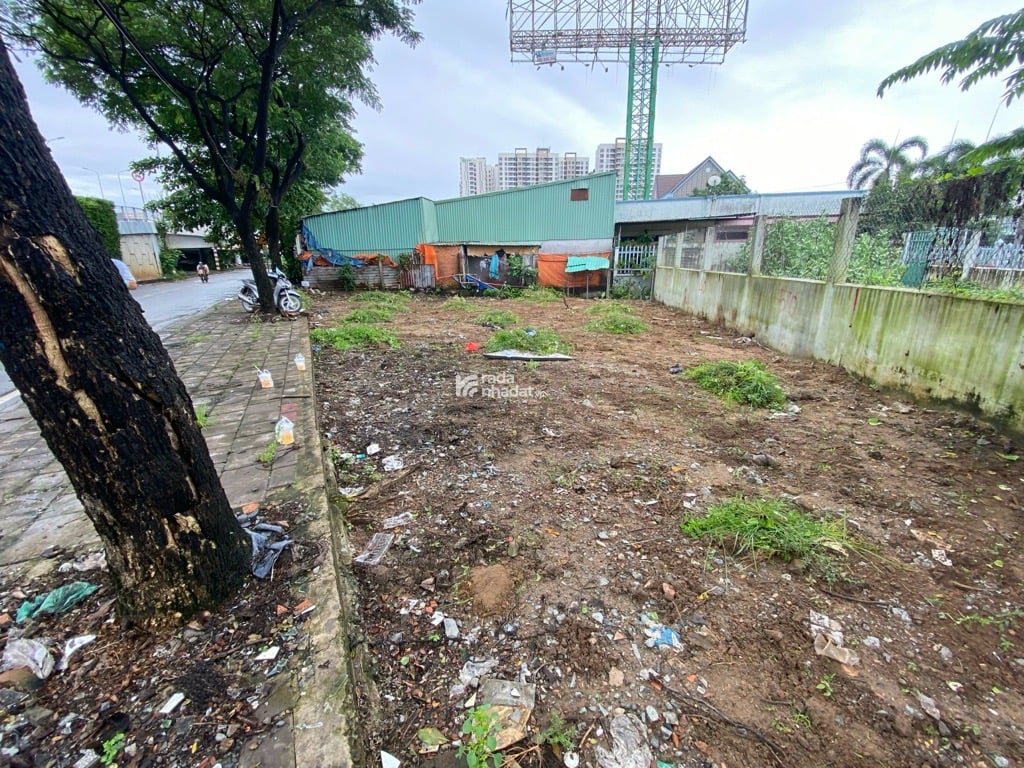 BÁN ĐẤT MẶT TIỀN ĐẠI LỘ VÕ VĂN KIỆT DIỆN TÍCH 55M2 GIÁ CHỈ 4.7 TỶ THỔ CƯ 100% SỔ RIÊNG