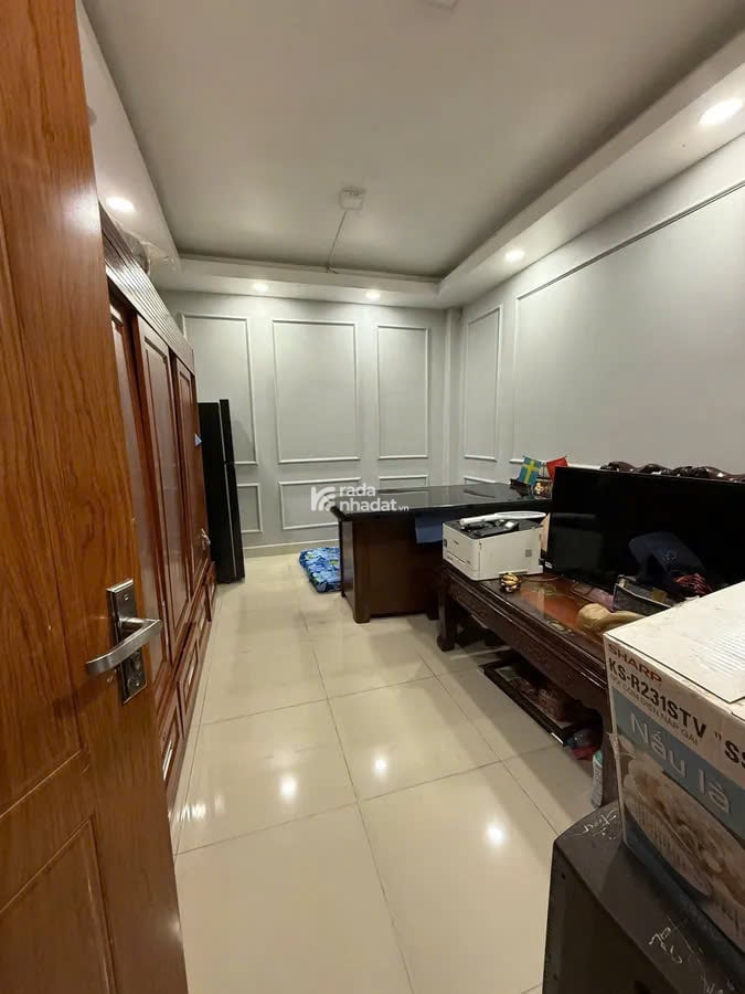 Mặt tiền Tân Hải, 60m2, 5 tầng, Kinh doanh sầm uất, Giá chỉ 10.9 tỷ