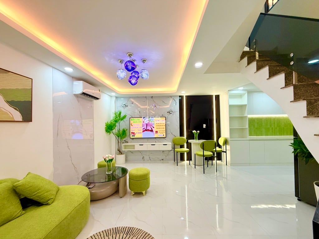 HẺM XE HƠI DUY TÂN, PHÚ NHUẬN, 30M2 CÓ KC Ở NGAY. GIẢM 350TR CHỈ CÒN 6.5T TL 