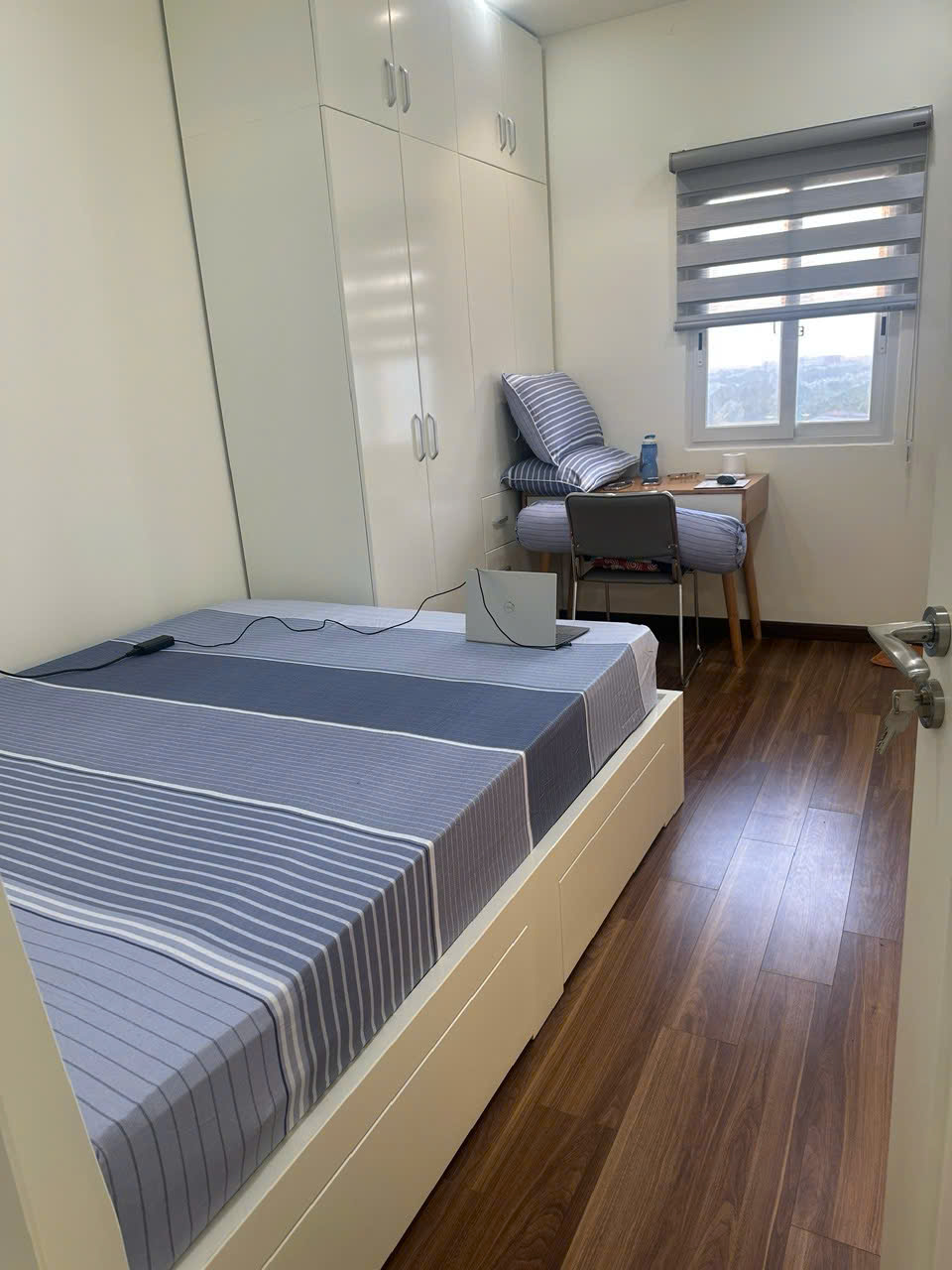 Bán gấp căn hộ Duplex Hưng Vượng 3, PMH,Q7, nhà đẹp, giá tốt