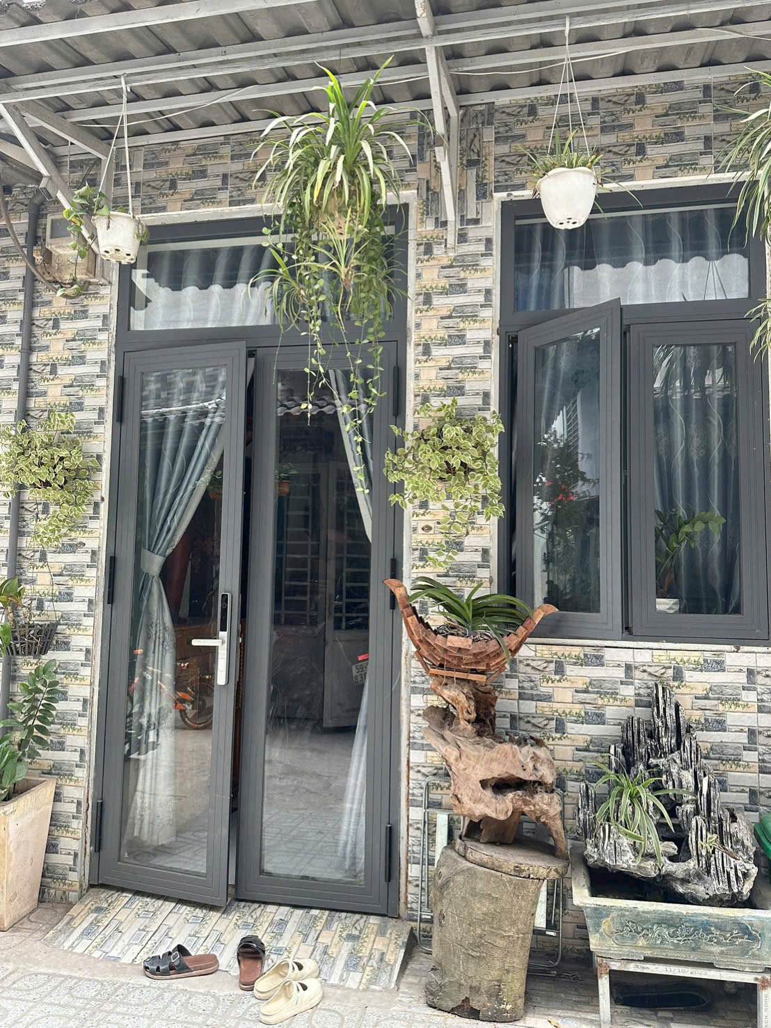 BÁN NHÀ PHỐ 1 TRỆT 2 LẦU GIÁ 1 TỶ 580 TRIỆU