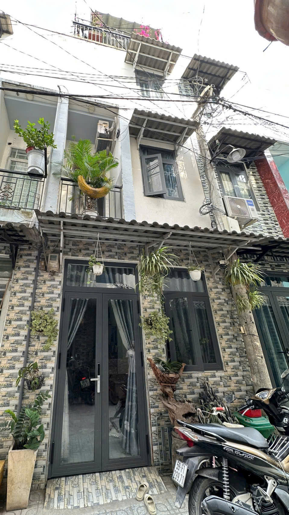 BÁN NHÀ PHỐ 1 TRỆT 2 LẦU GIÁ 1 TỶ 580 TRIỆU