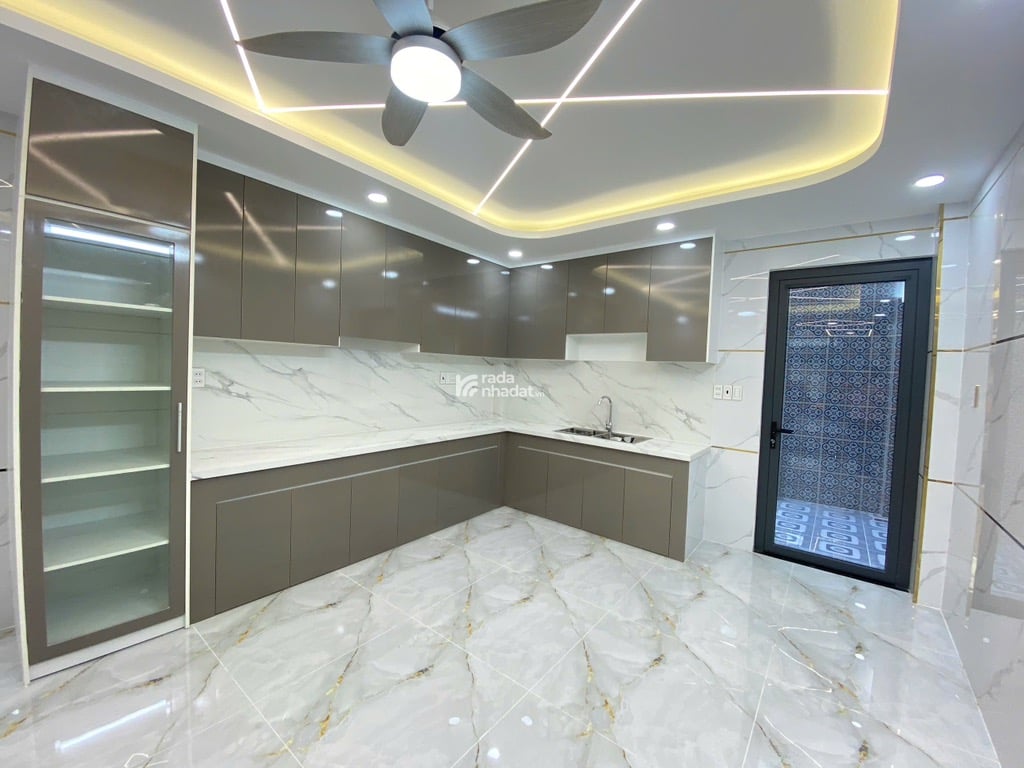 SIU PHẨM HOT- NGAY HƯƠNG LỘ 2 - NHÀ MỚI ĐẸP 5 TẦNG- NGAY NG- 84M2 - THANG MÁY - 6 PN - HXT THÔNG