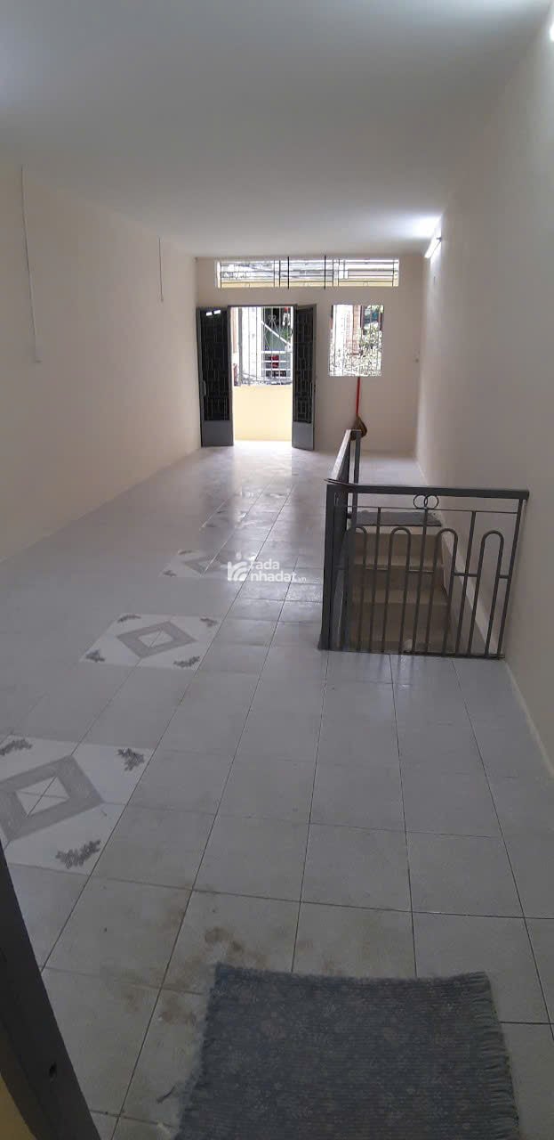 BÁN NHÀ HẺM 4M  CÁCH MẠNG THÁNG 8 Q3 - 3.6x14-8.3 TỶ 