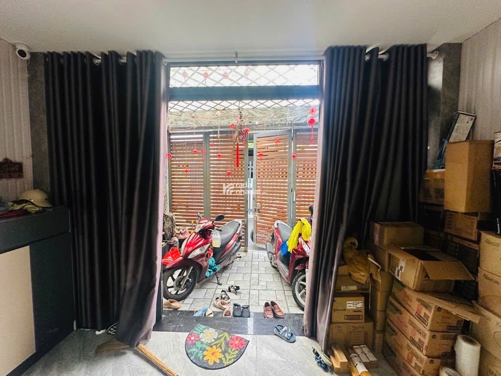 Bán nhà hẻm ô tô Tô Ngọc Vân Thủ Đức ,2 tầng, 4.5x15m, giá chỉ 6,2 tỷ