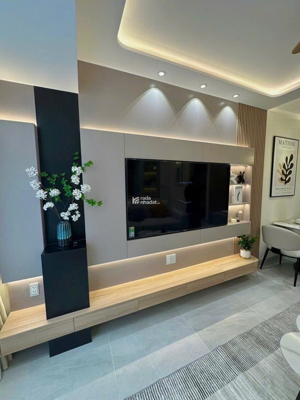 Bán nhanh căn hộ Sky garden 3, PMH, Q7, DT 71m2, TK 3PN nhà mới đẹp, giá chỉ 5,3 tỷ 