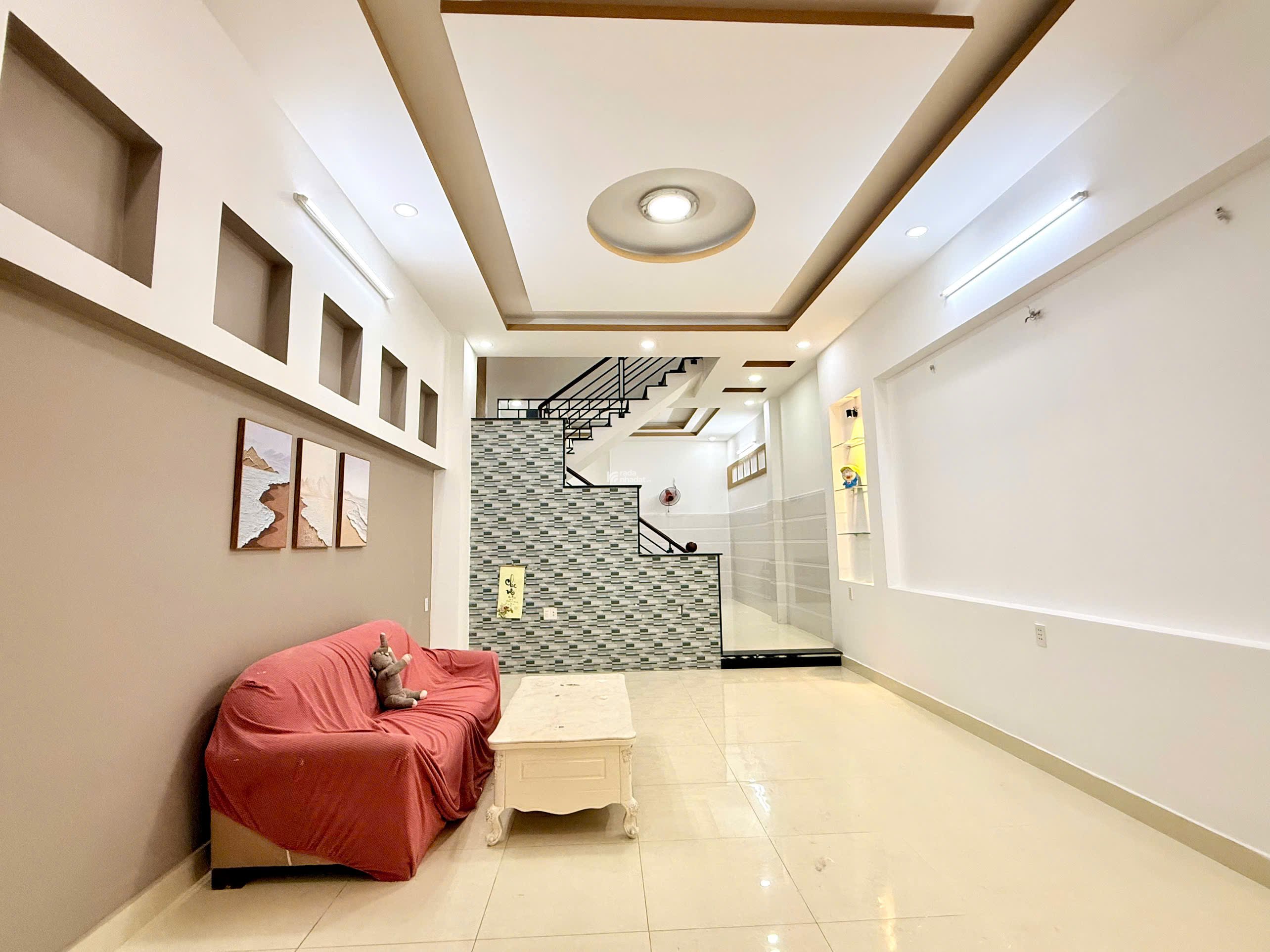 CHO THUÊ NHÀ HẺM XE TẢI KHU GIGAMALL, 1 TRỆT 2 LẦU, 3PN, SÂN XE HƠI, 20TR.