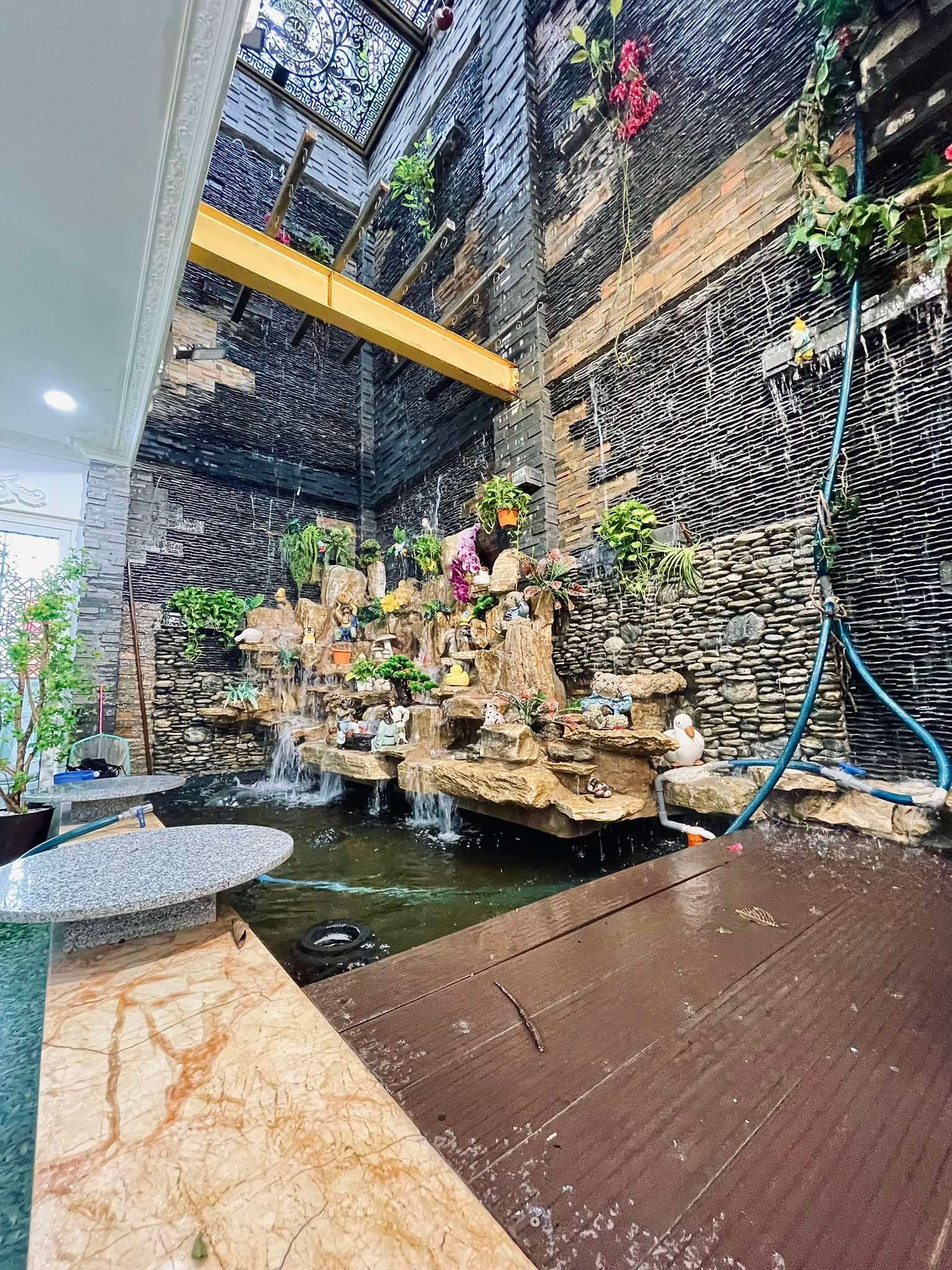 SIÊU PHẨM MẶT TIỀN 3/2 VIEW HÀ ĐÔ CENTROSA - DÒNG TIỀN 1.5 TỶ/NĂM