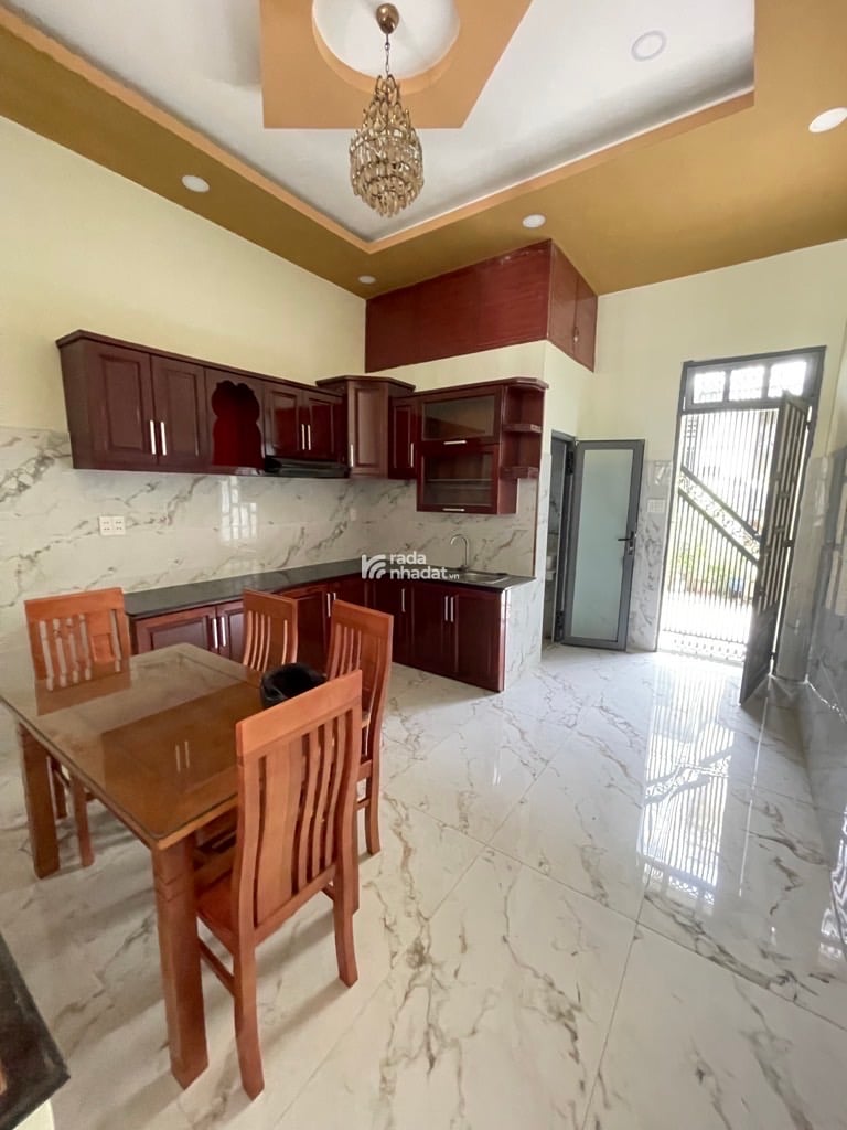 SIÊU PHẨM 4x TỶ: HẺM Ô TÔ THÔNG - GẦN MẶT TIỀN ĐƯỜNG - Ở NGAY - KIÊN CỐ - 4X14M VUÔNG