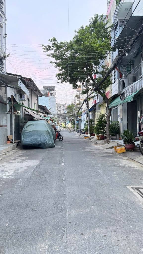 TÂN PHÚ_ĐỖ THỪA LUÔNG_HẺM XE HƠI ĐỖ CỬA - 62M2 NGANG 4M - DÀI 15,5M.NGAY MẶT TIỀN - CHỈ 6.2 TỶ  TL