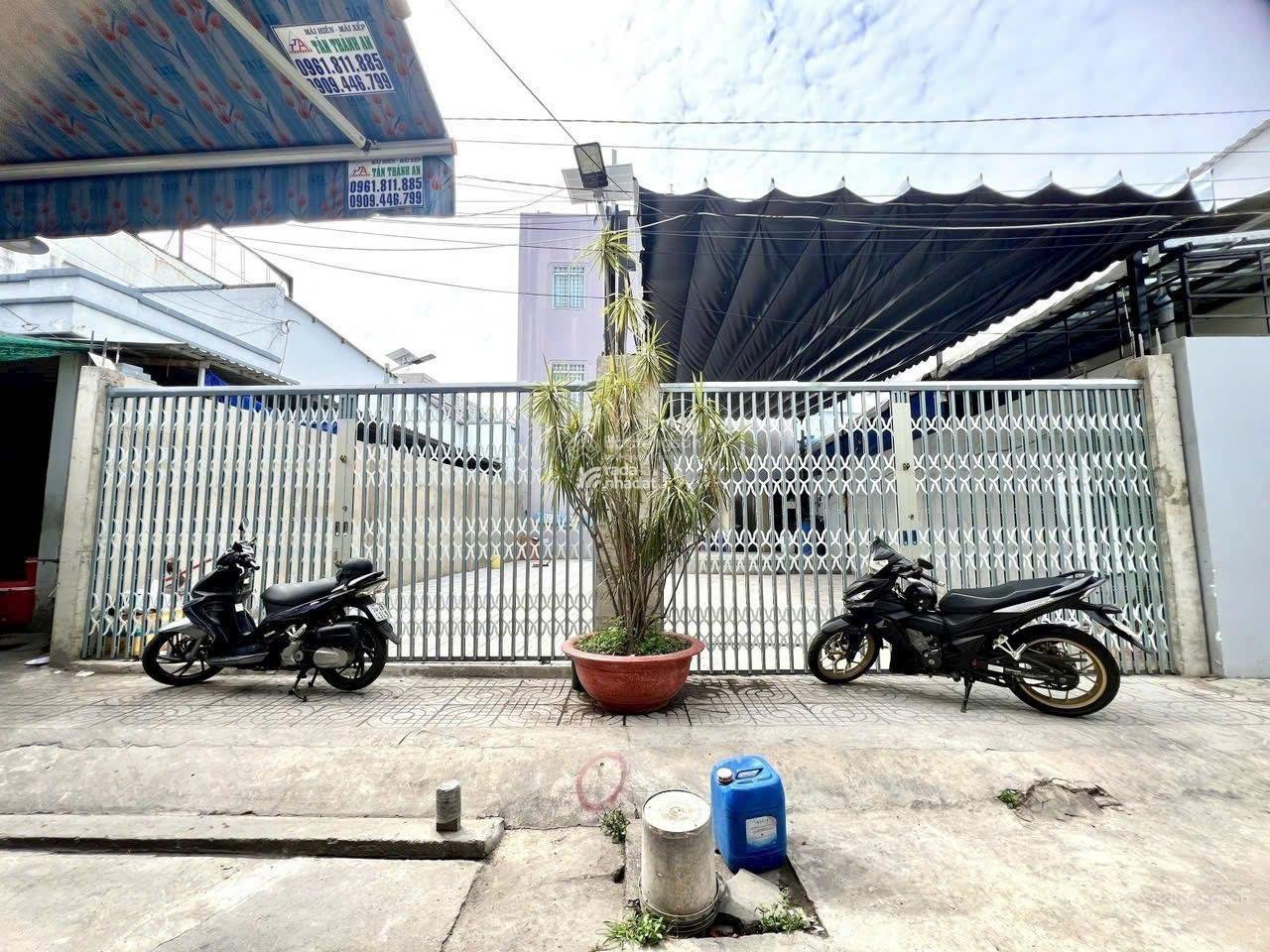 NHÀ 2 MẶT TIỀN VÀNH ĐAI Q6 (8X23) ĐỐI DIỆN CÔNG VIÊN. GIÁ 27 TỶ 