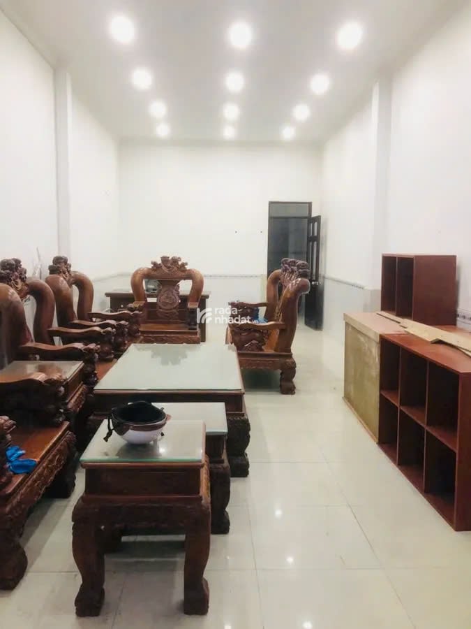 Nhà vào ở ngay, HXH Hòa Bình, 60m2, 4x15m, giá cực tốt!