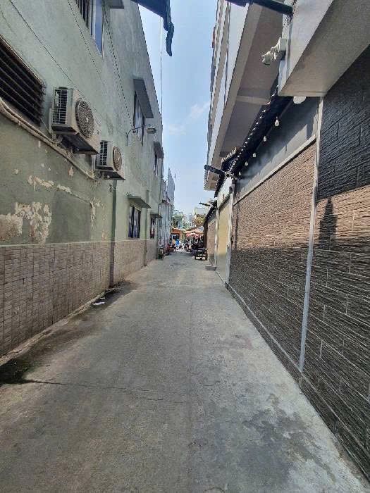 Nhà 2 tầng 70m2(5.4x15)-Hậu giang-giá 5.75 tỷ