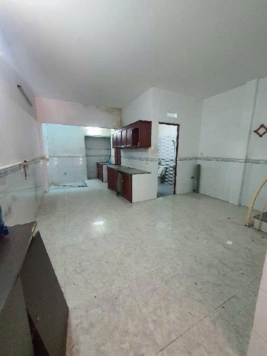 Nhà 2 tầng 70m2(5.4x15)-Hậu giang-giá 5.75 tỷ