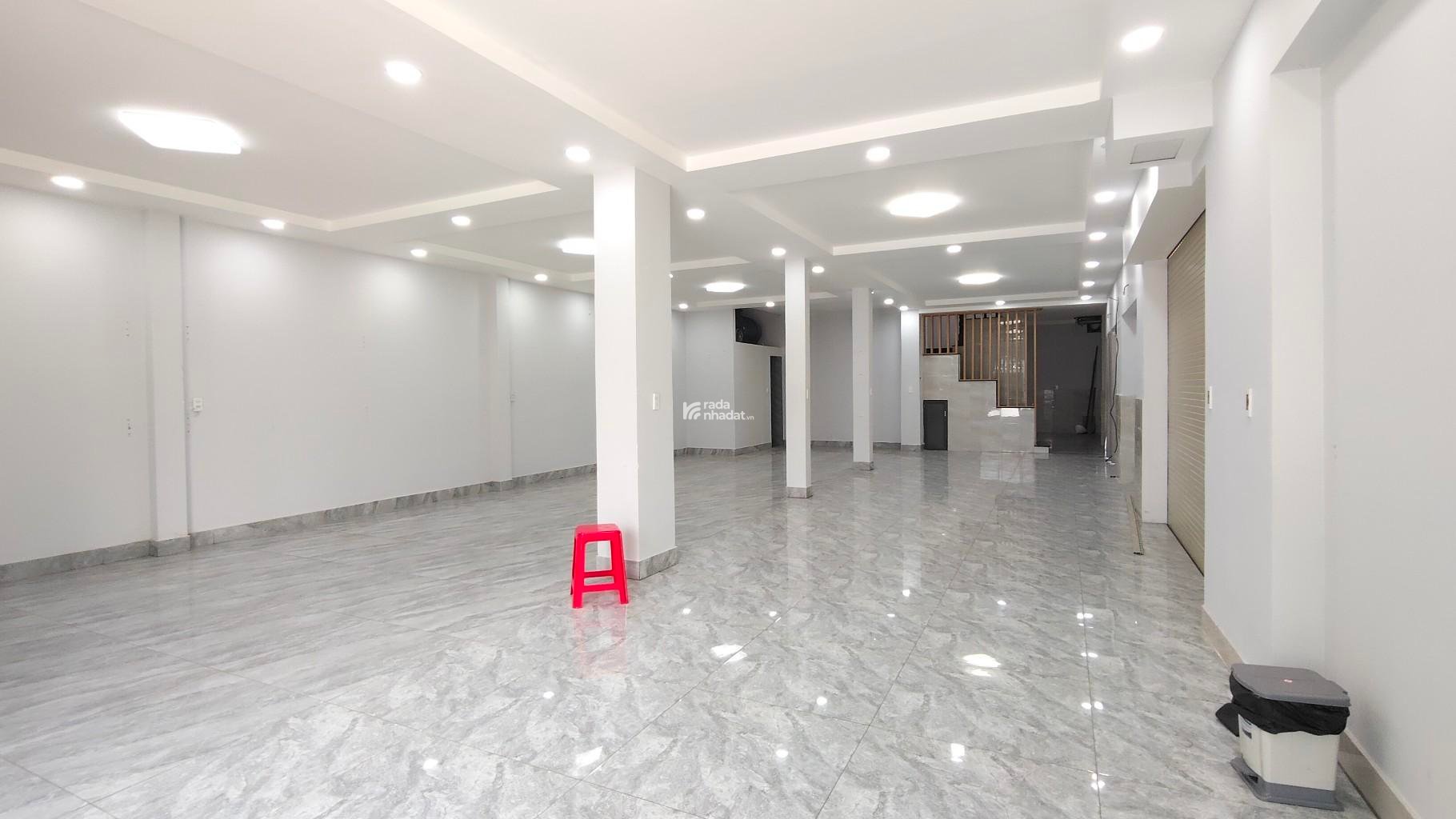 TÂN PHÚ- NHỈNH 42 TỶ CÓ NHÀ MẶT TIỀN KINH DOANH BUÔN BÁN 8x 23 ĐANG CHO THUÊ SPA DÒNG TIỀN ỔN ÁP 