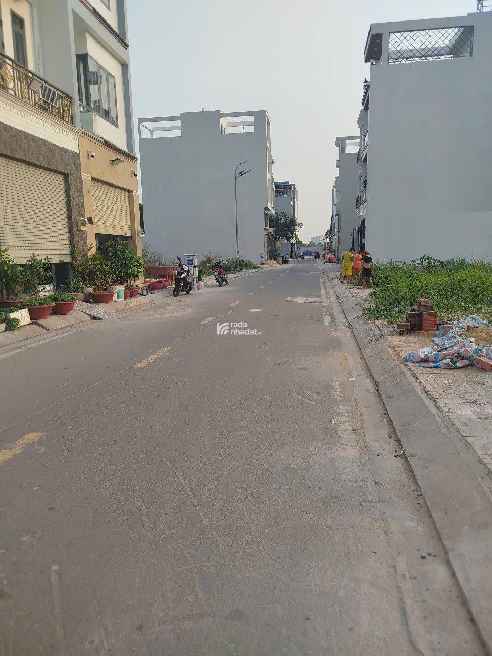 SỐC! 75,6m2 đường 8m ngay Hương Lộ 2 nối dài. Giá tốt thu hồi vốn